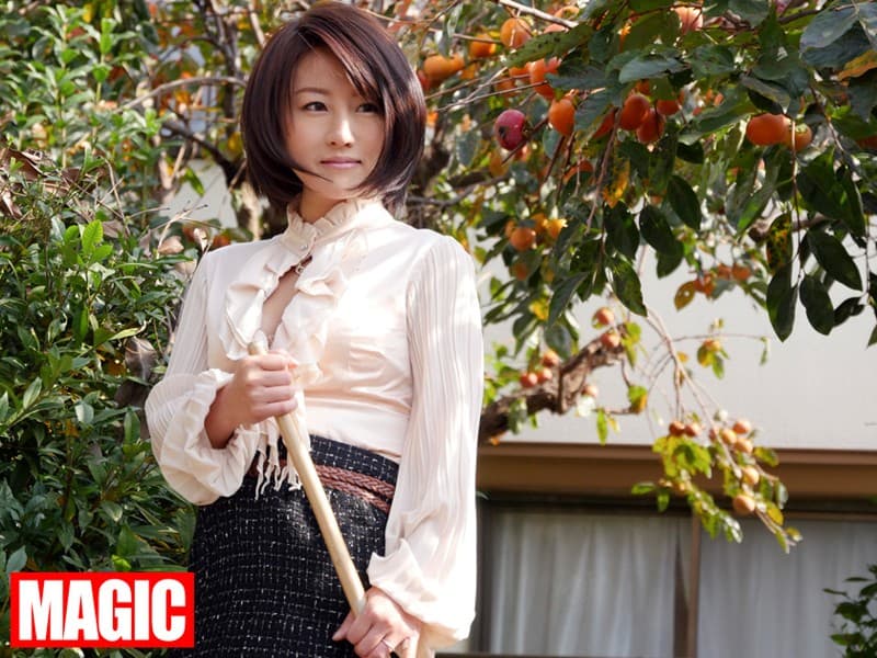 初撮り熟女 淫乱アナルデビュー 向田奈々美