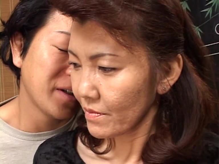 【近親相姦シリーズ】 淫母相姦 十七 持田准子・三木藤乃