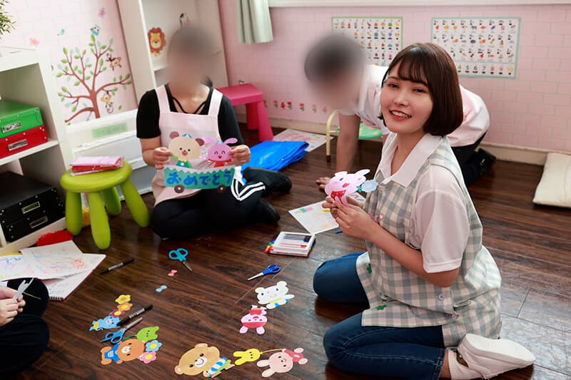 【職場でヤレる女】 保育士の後輩は笑顔でイチャフェラしてくるスケベな女 つかさ 23歳 藤野つかさ