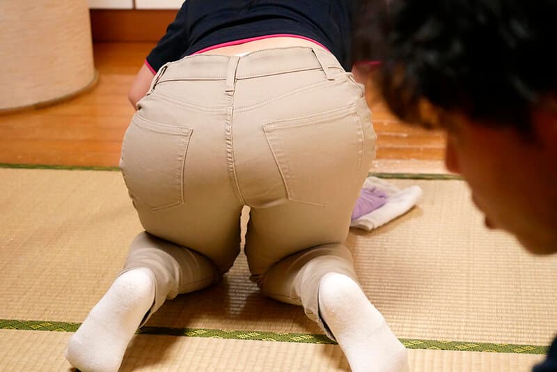 ズリネタ確定の神尻が俺の目の前でフリフリ！！抑えきれなくなって手を出してしまった 神村さつき