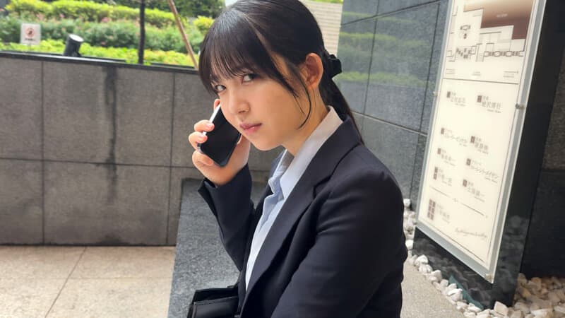 【推しの後輩】 常に笑顔のあざと系女子 後輩OLのSEX動画公開します 真白ふわり