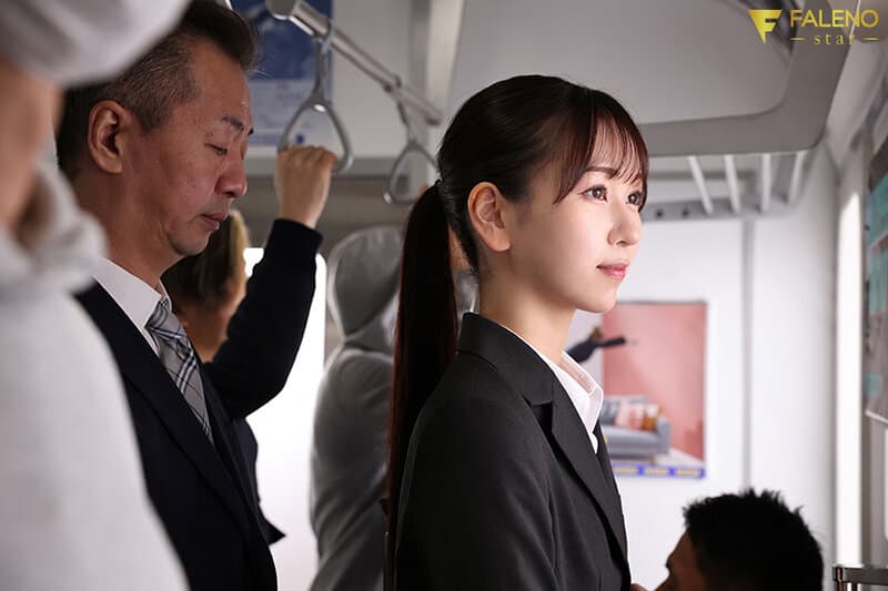 集団弄り魔たちに毎朝2時間躾された軟体OL 森あやみ