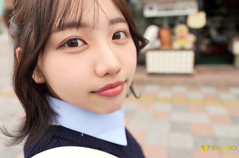 お互いの恋人には内緒で一泊二日、露天風呂付き、10発射精。2人だけのセックス合宿 浜辺やよい