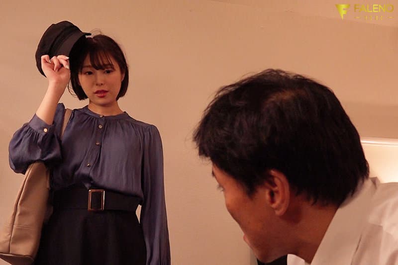 リストラ宣告された上司とデリヘルバイトで再会。天国るる