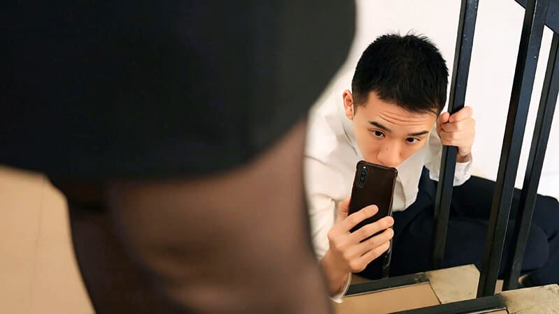 生真面目だと思っていた経理部女子はとんでもない痴女だった！弱みを握られ日夜社内で痴女られるハメに 入田真綾