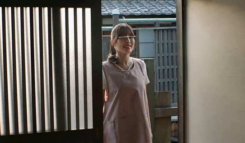 過疎化に悩む某県のとある村新たに自治体支援制度を導入！移住者にはもれなく日替わりお手伝いさんが提供される！？