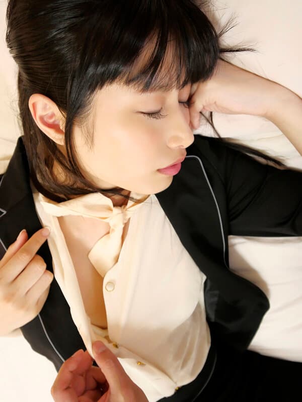 酔いつぶれた同僚を自宅お持ち帰り 中条カノン