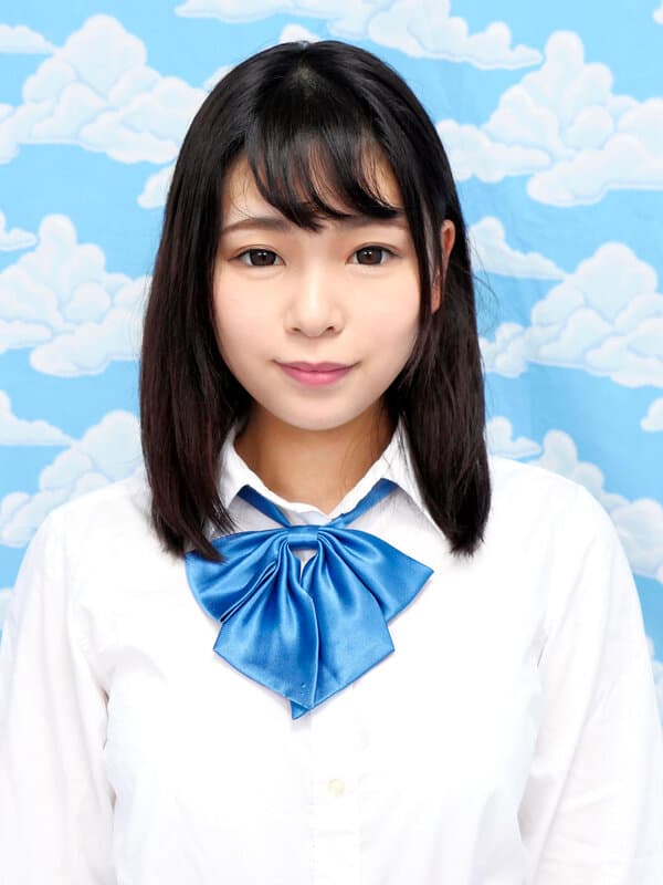 代々木で見つけた優しい女子校生に18cmメガチ○ポを素股してもらったらこんなヤラしい事になりました。 琴音芽衣