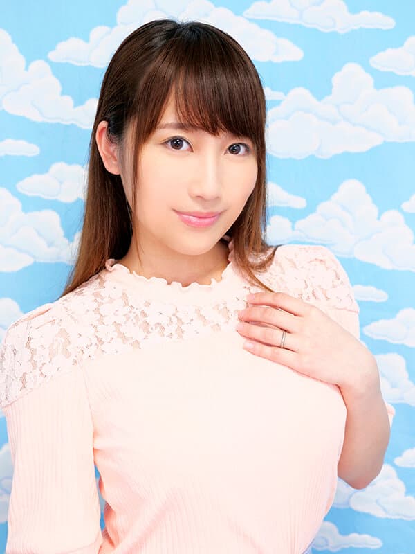 吉祥寺で見つけた心優しい巨乳の奥様 童貞くんのオナニーのお手伝いのつもりがセックス練習ってことで素股していてヌルっと入って筆おろし！？