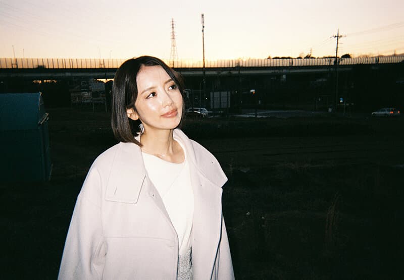 昔3-4回肉体関係を持った同僚の美咲かんなに3年ぶりに誘われて…1日限定の火遊び不倫デートで何度もゴックンと中出しをした