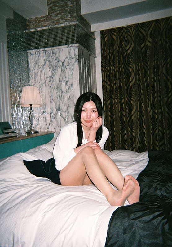 会社の飲み会で酔いつぶれた同じ部署の戸川なみさんをラブホで休ませたら酔った勢いで襲われて少し寝たら正気に戻ったけどSEXの気持ち良さが忘れられず翌朝まで何度も精飲と中出しをした