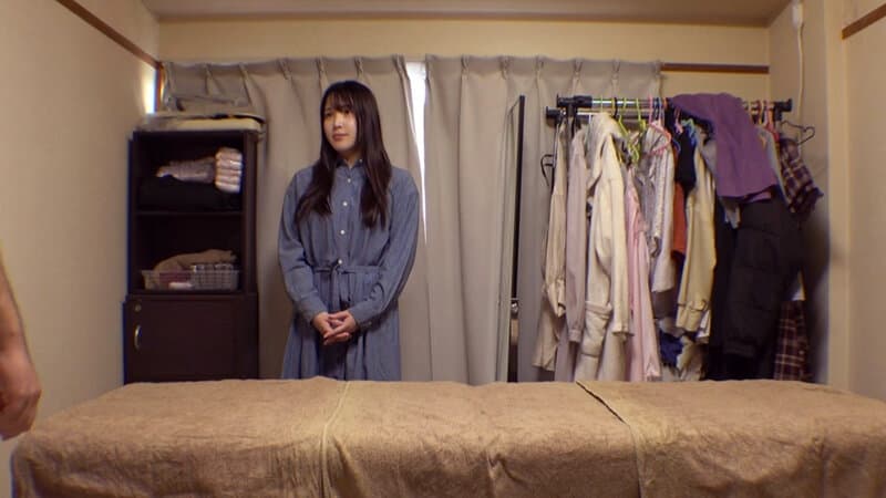 美波汐里 魔法のオイルで快感マッサージ