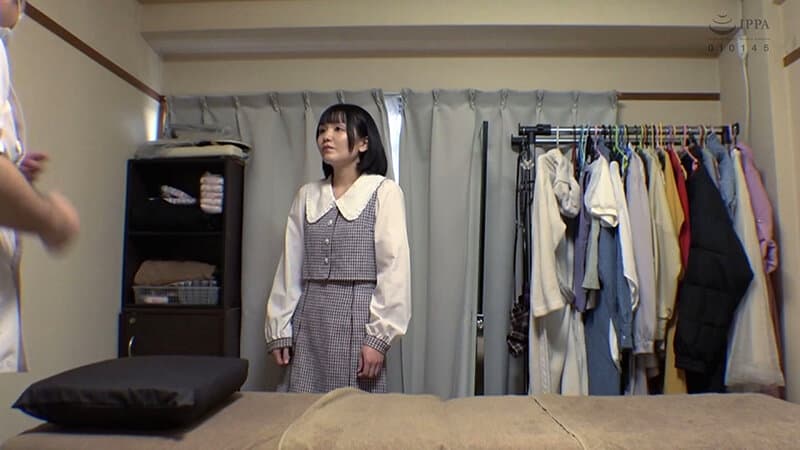 雨夏そよ 魔法のオイルで快感マッサージ