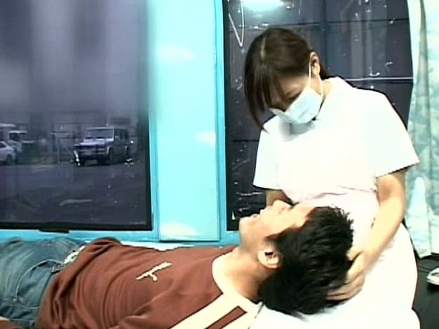 スーパーマジックミラー号緊急出動！！タイムリミットはお昼休みの1時間！職場でバレずにセックスできるのか？！