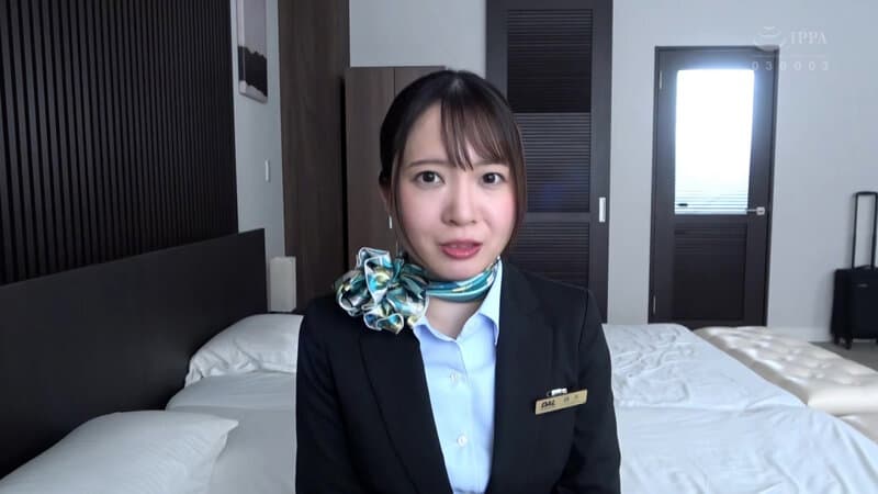 人妻スチュワーデスとごっくん性交