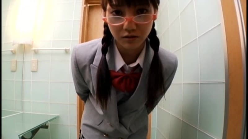 可愛いメガネっ娘妹とセックス みづなれい