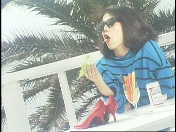 赤い靴を脱がせて 爪（つめ） 桂木麻也子