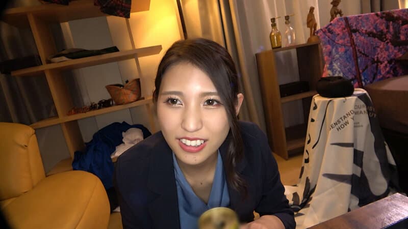 「勘違いしてもいいよ…？」終電過ぎるまで接待に連れまわされた女トモダチが頼って家にきてくれた！！火照った勢いでイチャラブSEX！裏スジ焦らし責め小悪魔フェラのあと交際0日目で生中出し！？ 橘京花