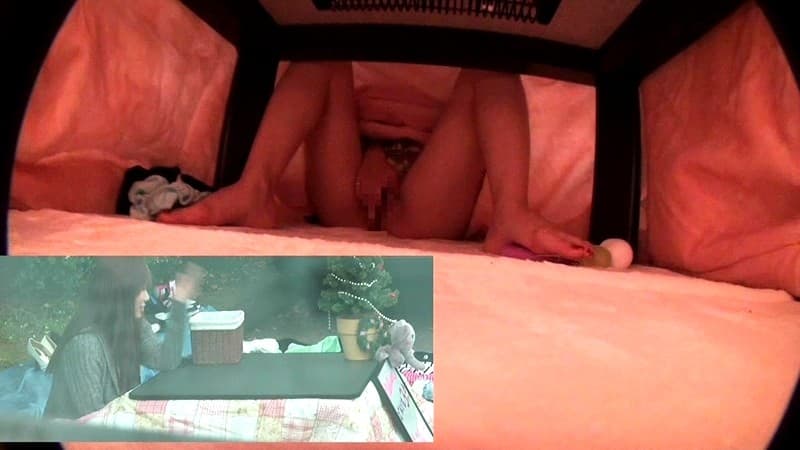 フリマアクメ！ オシャレお姉さんがフリーマーケットのお客の前でアクメしてイクッ！！