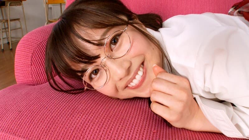 ピチピチの女子○生が大集合！ エッチな体をたっぷり見ながらセンズリさせてくれるDVD