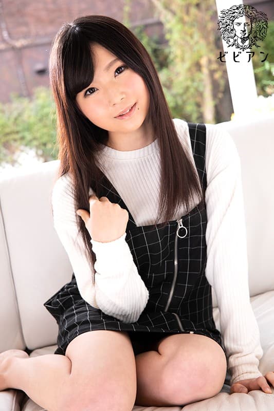 19歳の決意。 ガチ処女レズビアンAVデビュー 渡辺杏莉 麻里梨夏