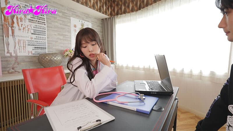 囁き淫語で誘惑してくる馬乗り痴女医のお下品クリニック 新井リマ