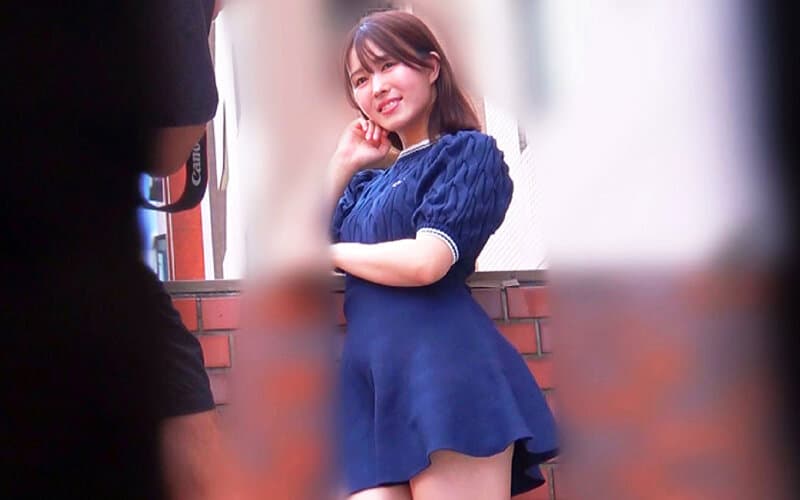 AV現場の盗撮＃1。休憩中、AV監督にタダマンされてしまう幾野まち。