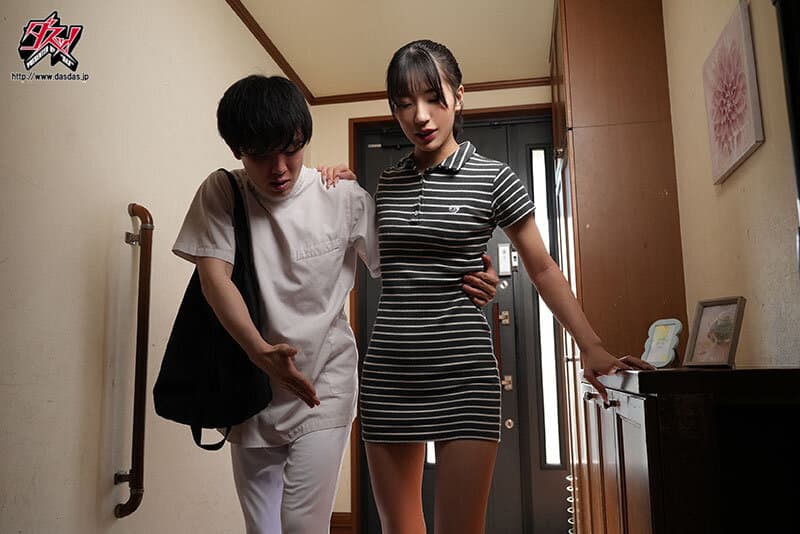 派遣マッサージ師にきわどい秘部を触られすぎて、快楽に耐え切れず寝取られました。 池上乙葉