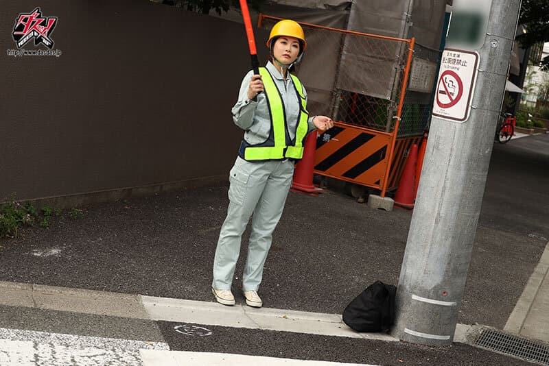 美人母娘、イタダキマス。数十年前に孕ませた女とその娘に会いに来ました。 推川ゆうり 川上しずく