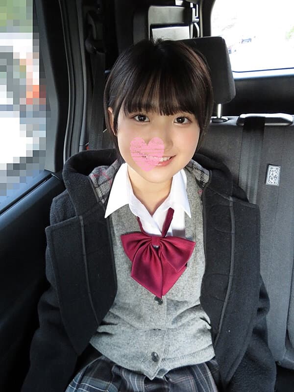 小さい女の子のワレメに中年男たちの極太をメリメリ挿入無邪気な笑顔が強張って虚無顔になった鬼ピストン6P乱交