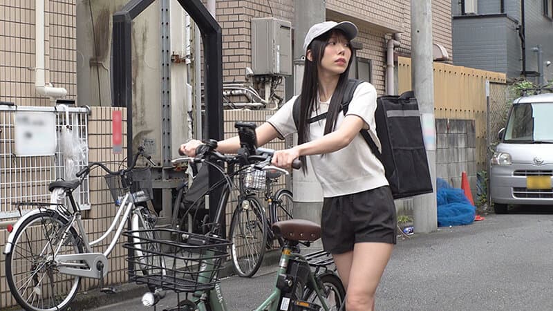 ～あなたの射精をサポートします～ おしり配達パートナー 尾崎えりか