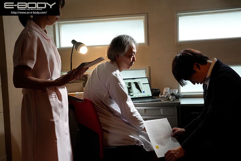 「タバコ吸わずにおっぱい吸えば？」 喫煙やめなきゃ命危ない僕を心配して… いつでもどこでも乳差し出してくる 禁煙おっパ×ポ彼女 莉々はるか