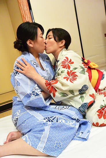 巨乳美熟女のレズビアン18組36人 8時間