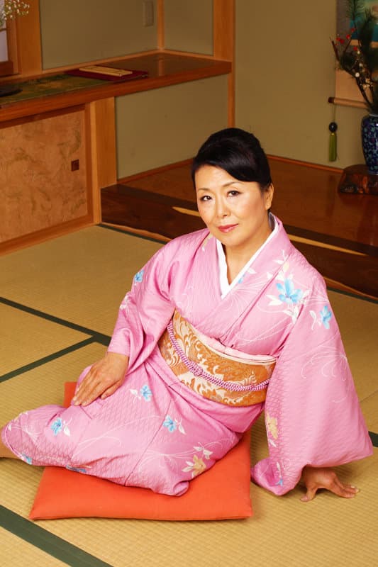 初撮り還暦熟女 大増量スペシャル 480分