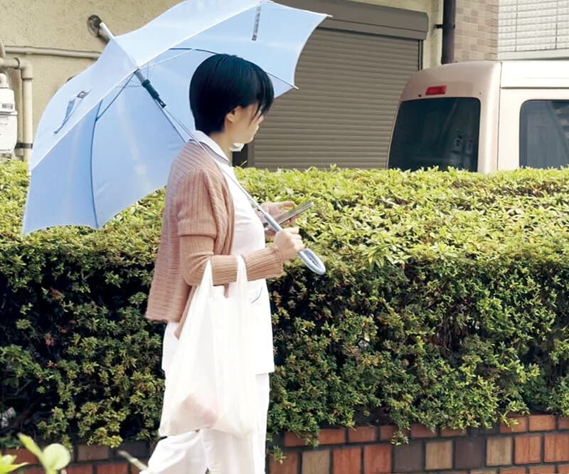 ［閲覧注意］輪●レ●プ映像 ノーカット無編集「婦女強●犯罪記録」 看護師新婚妻強●種付け姦淫！ クロロホルムとスタンガンで昏●、媚薬で瞳孔散大 マワされ激しく暴れ抵抗するも淫薬でガンギマリ女体は硬直し性処理中出し肉人形と化すも子宮は開花し無惨に… 奈津野こはく