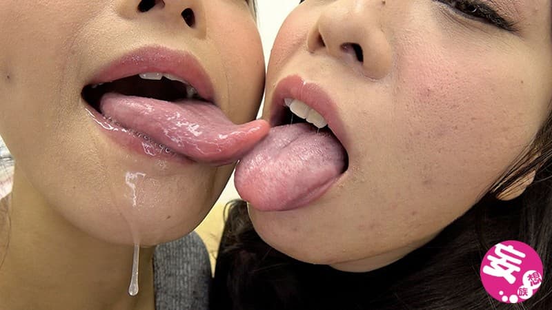 常識はずれの唾液濃厚べろチュウ