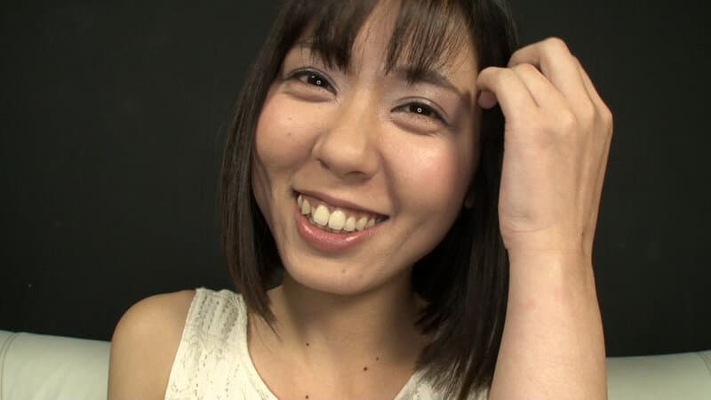 美女の顔面崩壊悪戯（1） 淫戯指編