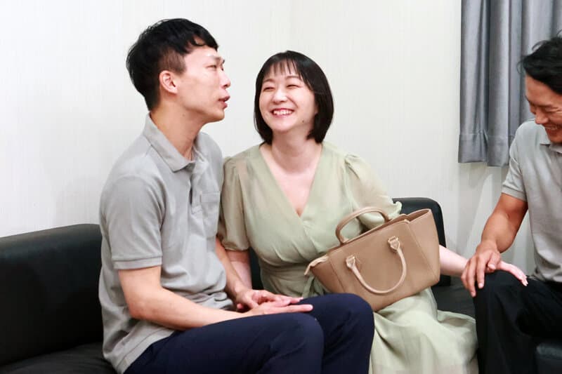 ムチムチ爆乳妻を狙う媚薬エステマッサージ（3）～無理やり淫乱化させられた熟女は複数の肉棒に貫かれてヤリマン覚醒！