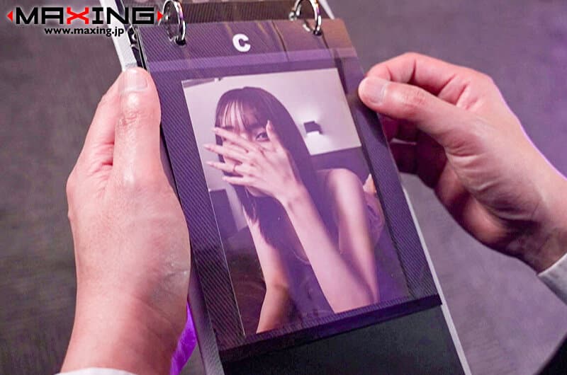 嫌いな同僚に弱みを握られ、好き放題され堕ちた美人OL 鷲見すみれ