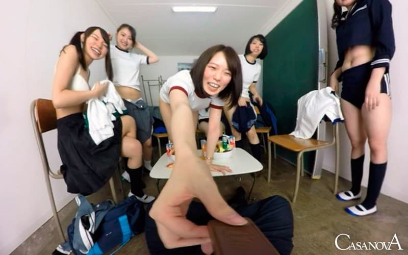 【VR】教師だけど生徒達の性玩具になってます