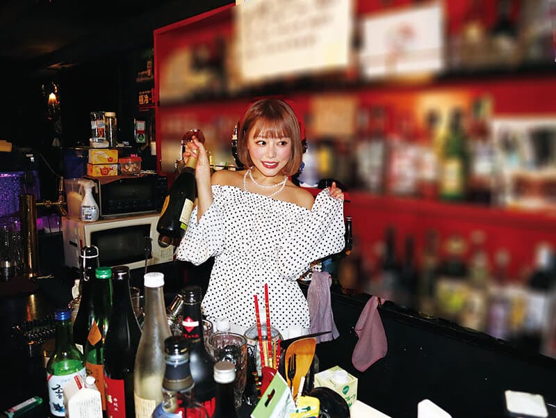 大人の社交場スナック・バーdeとんでもハプニング！！～今夜もどこかで酒池肉林～