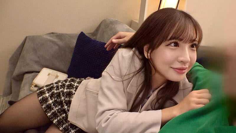 イチャラブ不倫 美しすぎる若妻が黒パンストに包まれたデカ尻を揺れ濡らし他人棒絶頂 恥ずかしいコスプレで自ら生挿入に騎乗位で腰ガクブル痙攣顔射！ 小那海あや