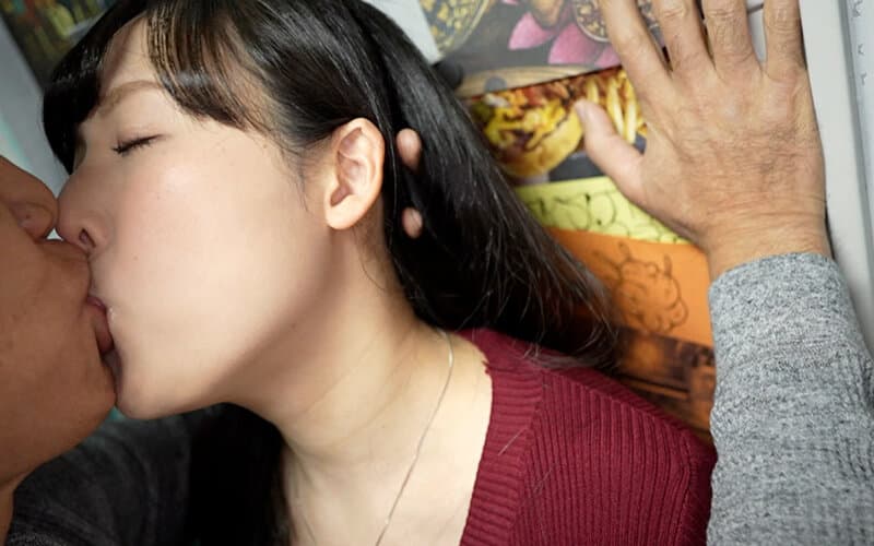 大復活！素人援交生中出し 小洒落たスイーツ系料理教室の美人先生は甘サド魔性 やべーオンナだった 強●睡眠ヤリ輪●からの～まさかの逆襲で男を骨抜き甘々中出し 横山夏希