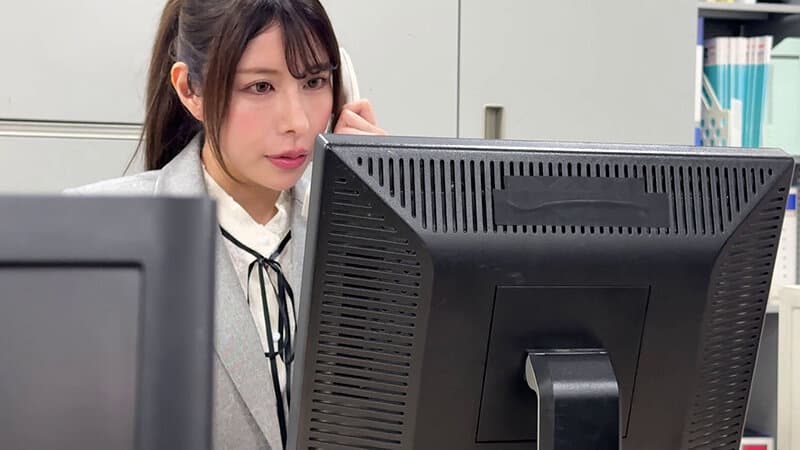 理不尽中出し学校 モンスターペアレントに狙われた女教師が肉便器に堕ちるまでの全記録 響つかさ