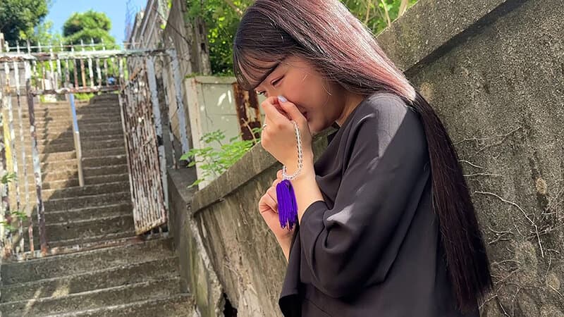 背徳の喪服キメセク 快楽媚ヤクを盛られて失意のどん底でもガンギマリ 天国の亡き夫にまで届くオホ声絶頂NTR 宮西ひかる