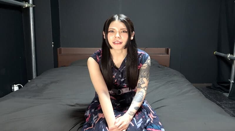 「イレズミが綺麗な元女王様なお姉さんを私服でくすぐりチェック！」WAKA-060 叶芽遥希 1