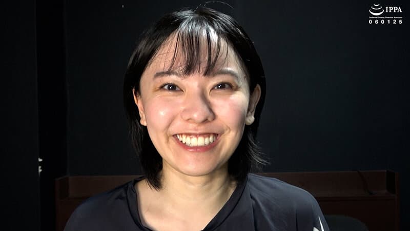 「【激レア】超貴重な口内・歯・のどちんこ観察＆小魚咀嚼巨大女プレイ！」加護まり