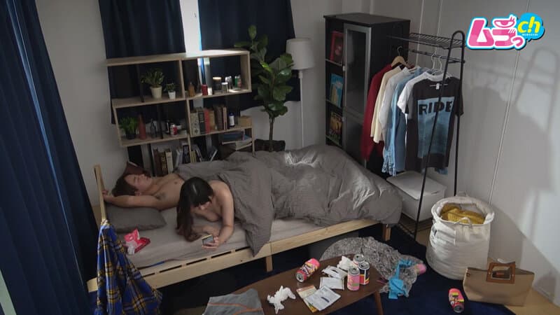 ニンゲン観察 人のモノを欲しがり寝取る魔性のドスケベ女の罠に堕ち、頭では後悔していてもチ〇ポギンギン！初めての浮気でおかわり生ハメ中出しSEX