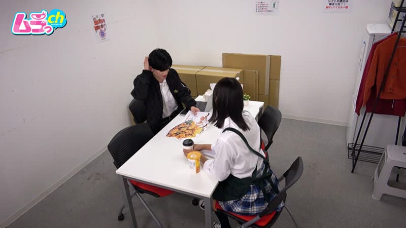 ニンゲン観察 日々J系バイトに舐められイジメられ追い詰められたダメダメ店長は、大人の威厳をチ●ポでわからせる