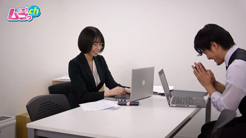 ニンゲン観察 清掃員は見た！！こっそり会議室でひとり遠隔バイブでオナニーするド変態OLはアクシデントチ●ポを夢見ていたに違いないのでお望み通り無理矢理ブチ込んであげました。